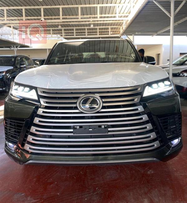 Lexus for sale in Iraq